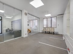 Sector 1 Primaria - Apartament - loc de parcare suprateran - acces dublu